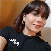 Laureanda in lettere moderne da ripetizioni di latino per liceo